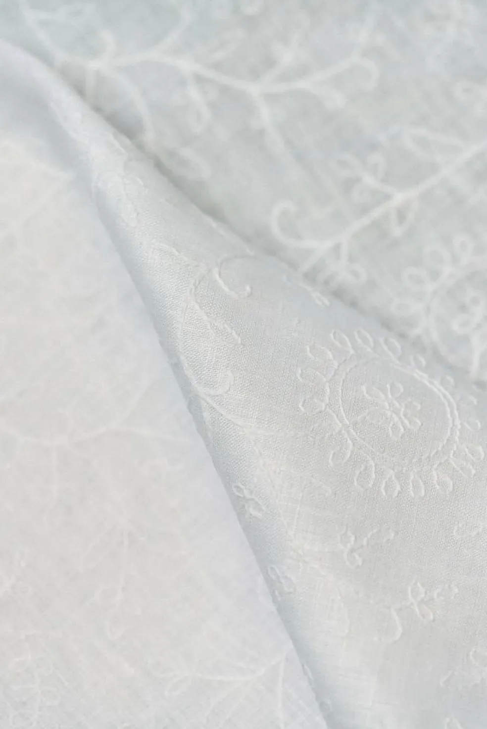 1 Yard White Pure Linen Flower Embroidered Decor Fabric 54" Wide