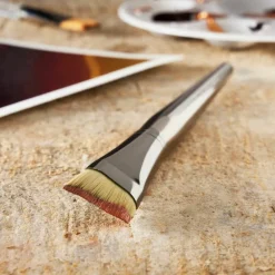 Zen™ Series 93 Short Handle Angle Shader Brush