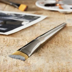 Zen™ Series 93 Short Handle Angle Shader Brush